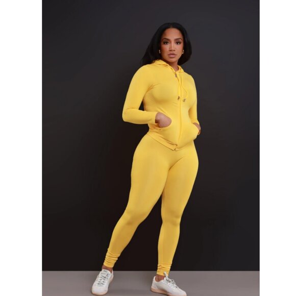 Julia Just Vibing Seamless Zip Up Legging Set - Yellow Size S/M - Picture 1 of 10
